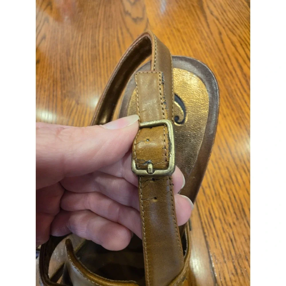 Candie's Vintage Platform Closed Toe Rachelle Vegan Leather Retro Heels Size 10